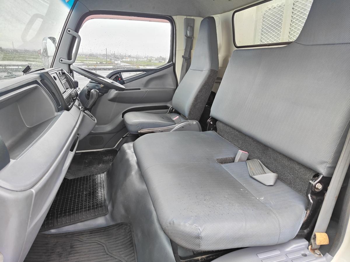 平成25年キャンター平ボディーワイドロング積載4000kg|中古トラックの販売・買取・査定のアイナビ