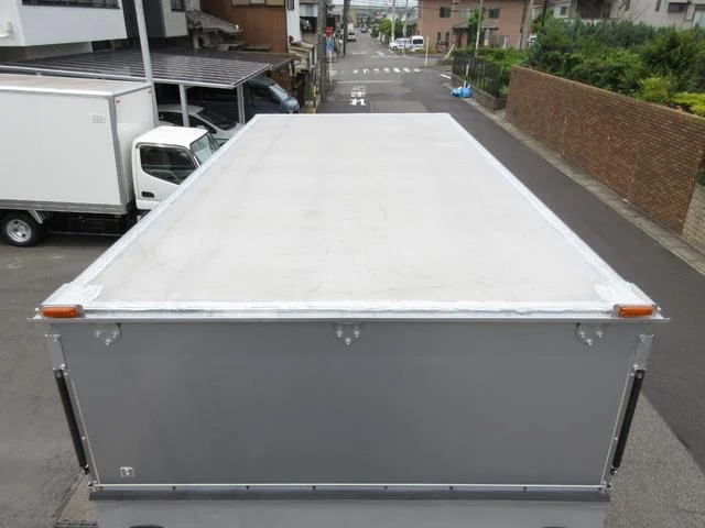 トヨタ バン車|中古トラックの販売・買取・査定のアイナビ