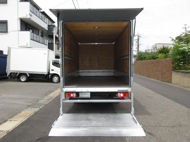 トヨタ バン車|中古トラックの販売・買取・査定のアイナビ