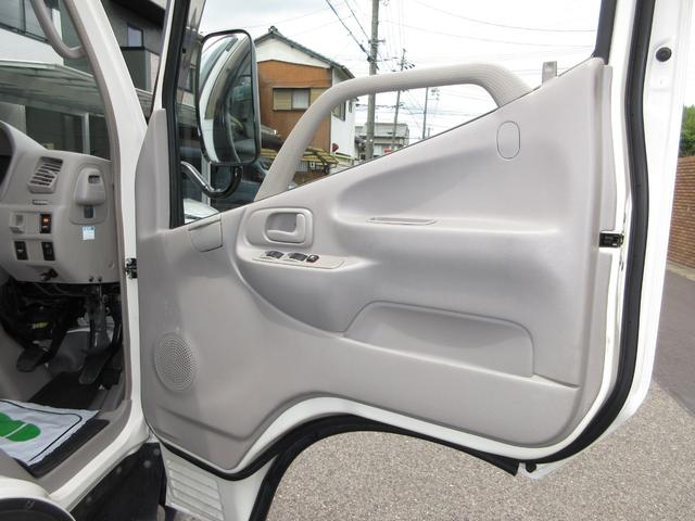 トヨタ バン車|中古トラックの販売・買取・査定のアイナビ