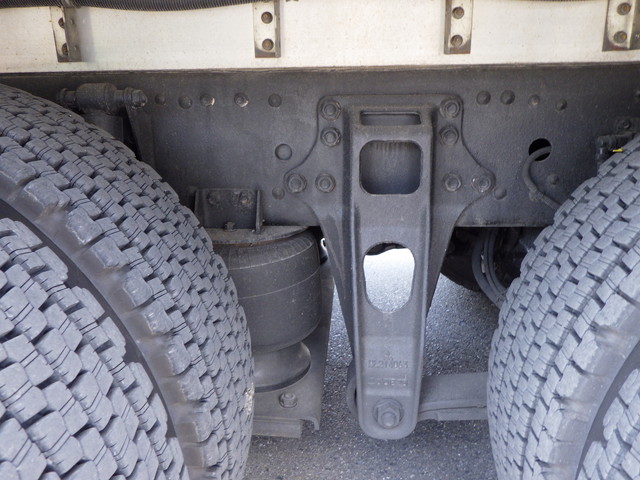 三菱2PG-FS74HZ冷凍車10t超|中古トラックの販売・買取・査定のアイナビ