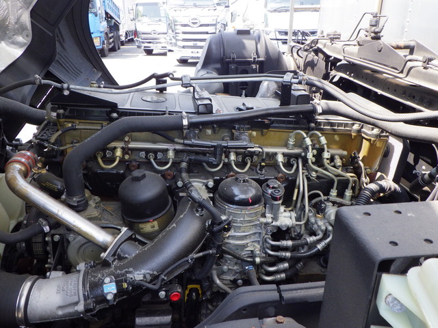 三菱2PG-FS74HZ冷凍車10t超|中古トラックの販売・買取・査定のアイナビ