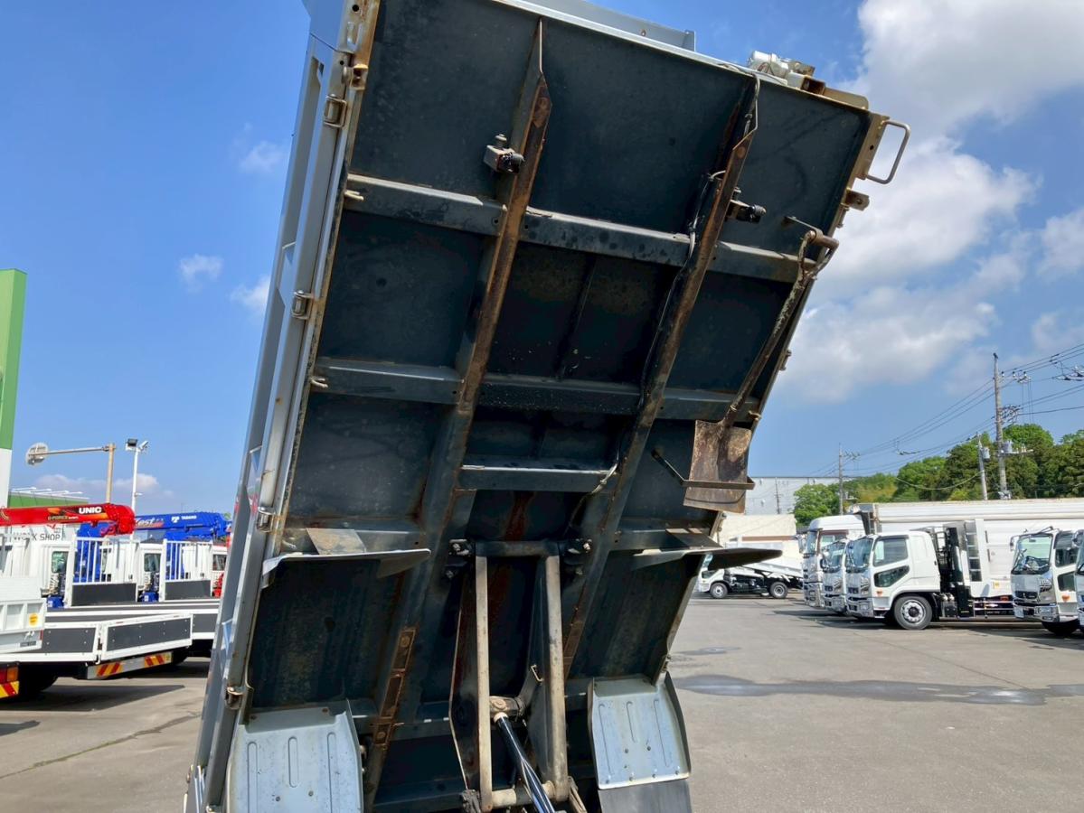 ☆H28 標準/10尺 AT 強化ダンプ 自動コボレーン|中古トラックの販売・買取・査定のアイナビ