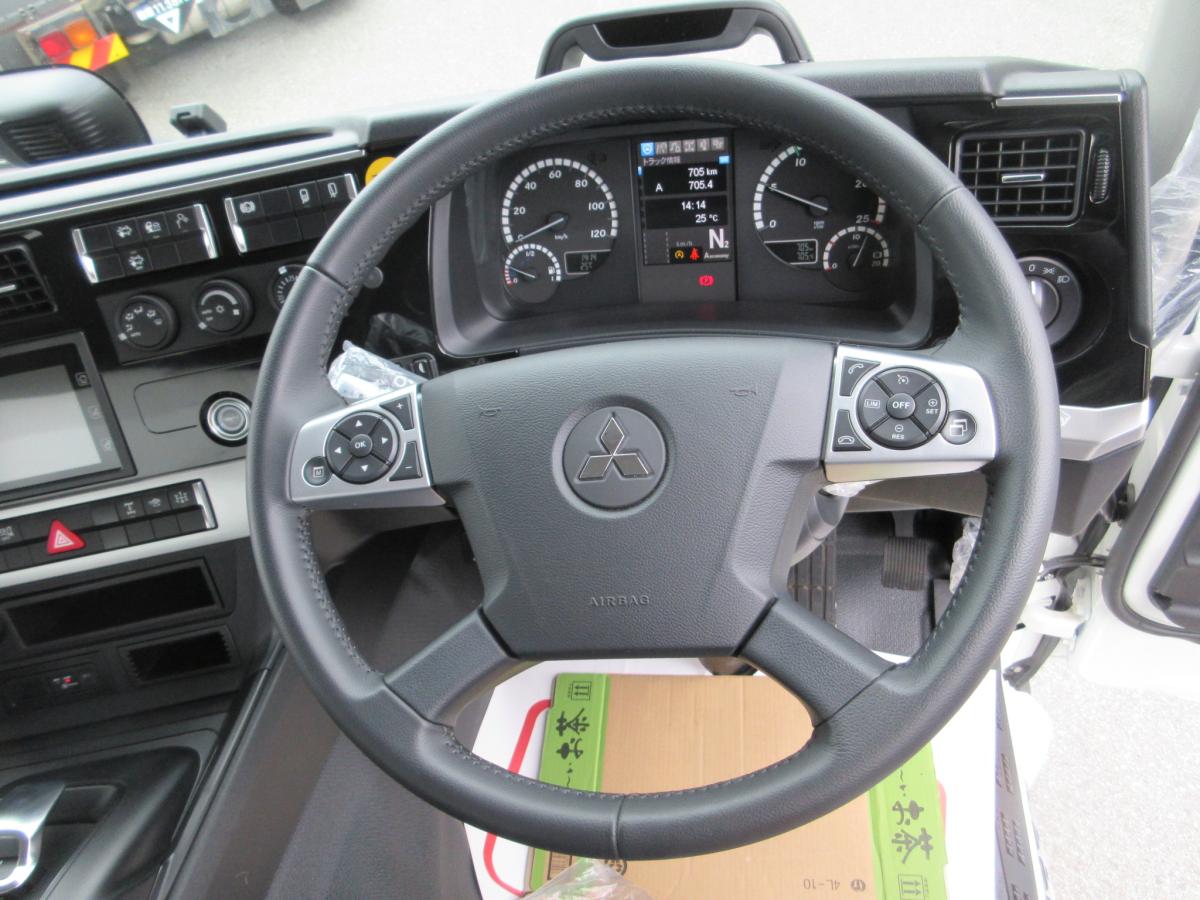 現行新型車 428馬力 Fゲート 土砂ダンプ !!|中古トラックの販売・買取・査定のアイナビ