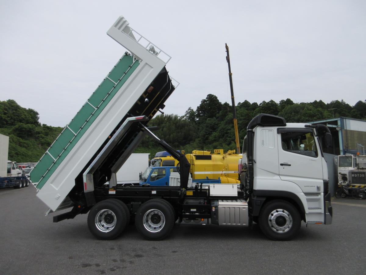 現行新型車 428馬力 Fゲート 土砂ダンプ !!|中古トラックの販売・買取・査定のアイナビ