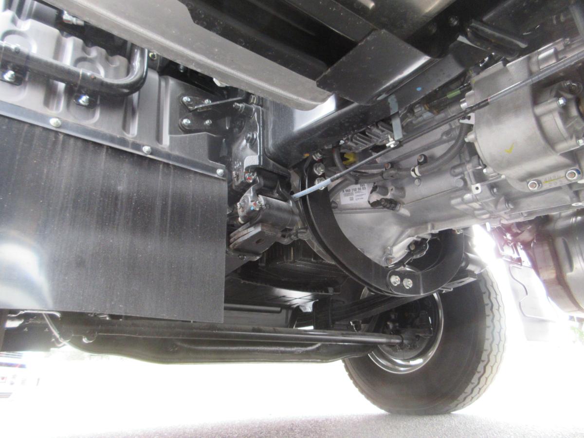 現行新型車 428馬力 Fゲート 土砂ダンプ !!|中古トラックの販売・買取・査定のアイナビ