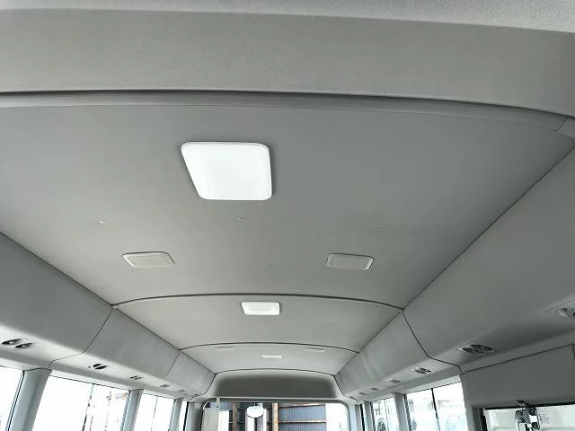 トヨタ バス コースター|中古トラックの販売・買取・査定のアイナビ