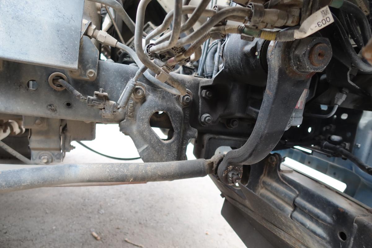 フォワード ベッド付 新明和製アームロール|中古トラックの販売・買取・査定のアイナビ