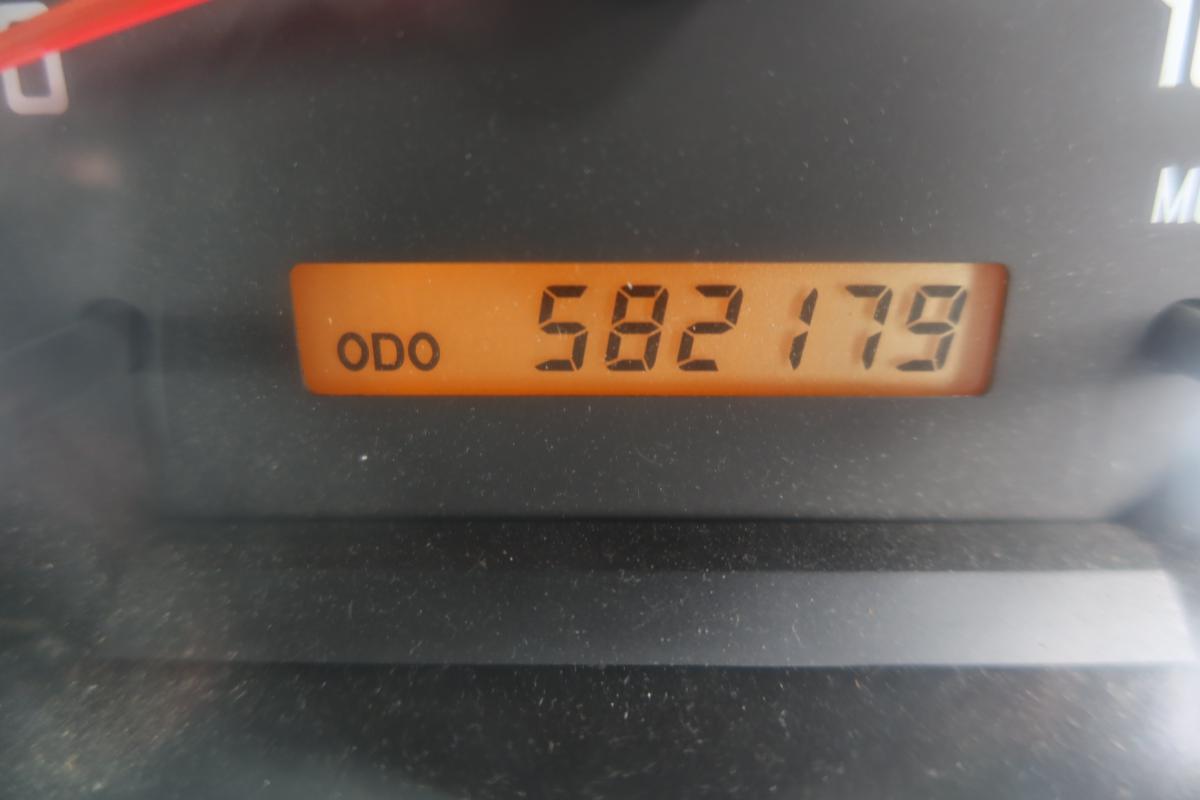 フォワード ベッド付 新明和製アームロール|中古トラックの販売・買取・査定のアイナビ