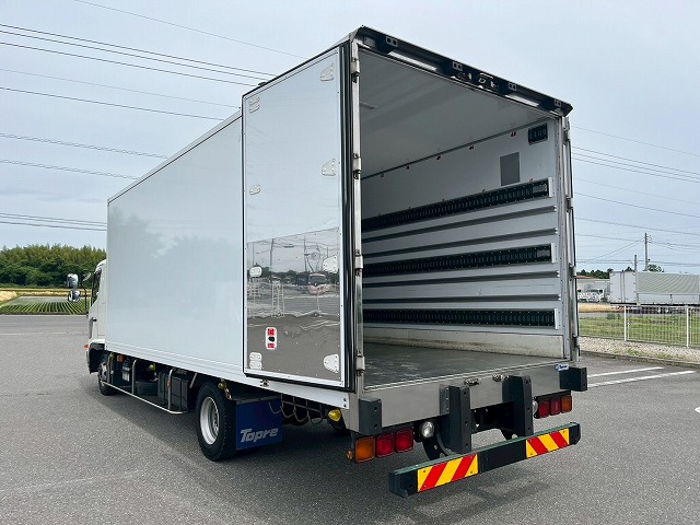 -30℃低温設定★後輪エアサス★6400×フルワイド★240馬力|中古トラックの販売・買取・査定のアイナビ