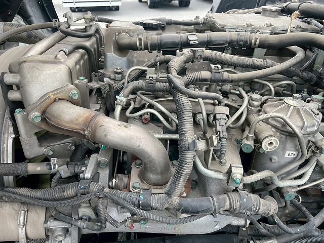 -30℃低温設定★後輪エアサス★6400×フルワイド★240馬力|中古トラックの販売・買取・査定のアイナビ