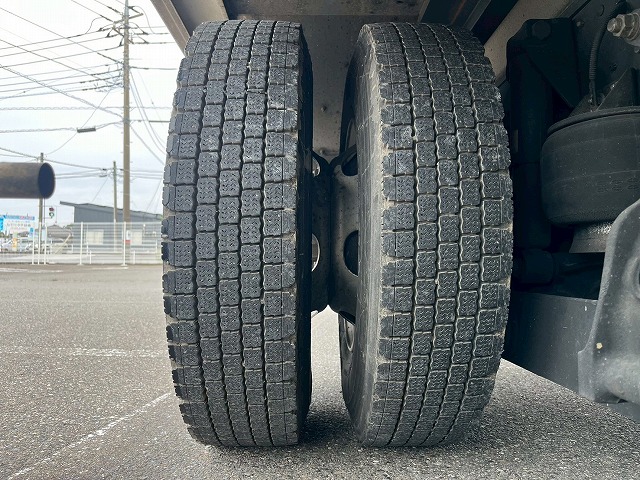 -30℃低温設定★後輪エアサス★6400×フルワイド★240馬力|中古トラックの販売・買取・査定のアイナビ