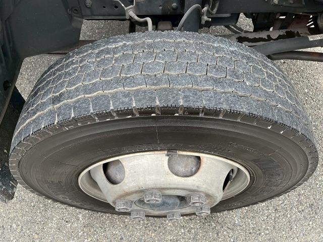 -30℃低温設定★後輪エアサス★6400×フルワイド★240馬力|中古トラックの販売・買取・査定のアイナビ