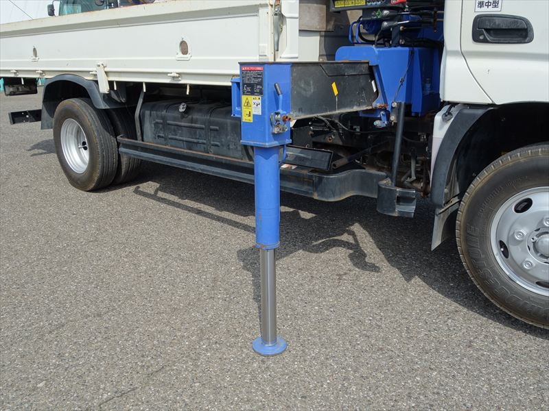 4段ラジコン 標準ロング 3t AT|中古トラックの販売・買取・査定のアイナビ