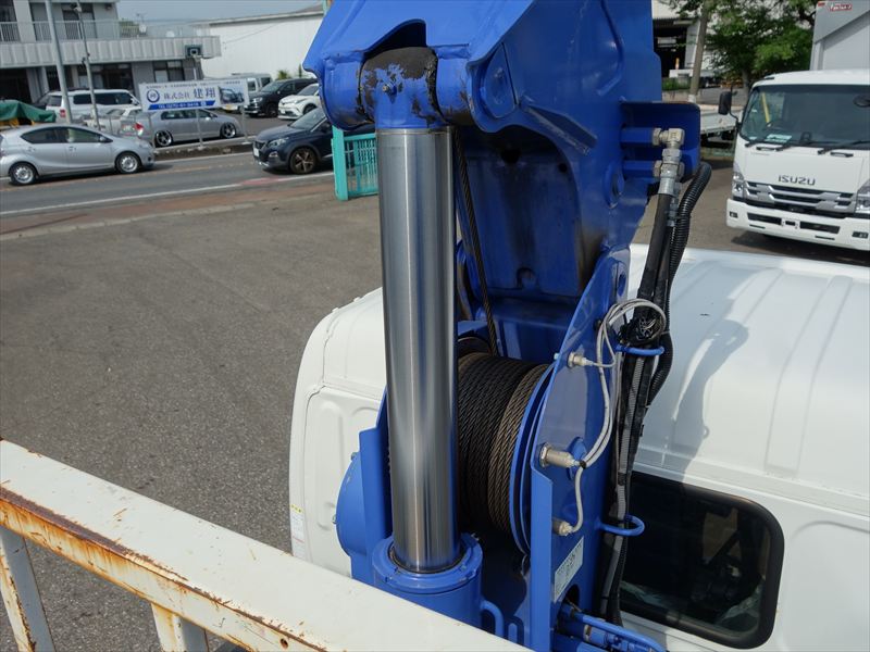 4段ラジコン 標準ロング 3t AT|中古トラックの販売・買取・査定のアイナビ