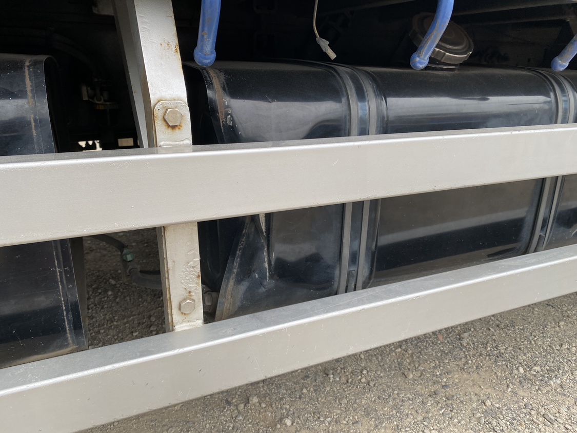 H28年式、プロフィア、アルミブロック、車検付|中古トラックの販売・買取・査定のアイナビ