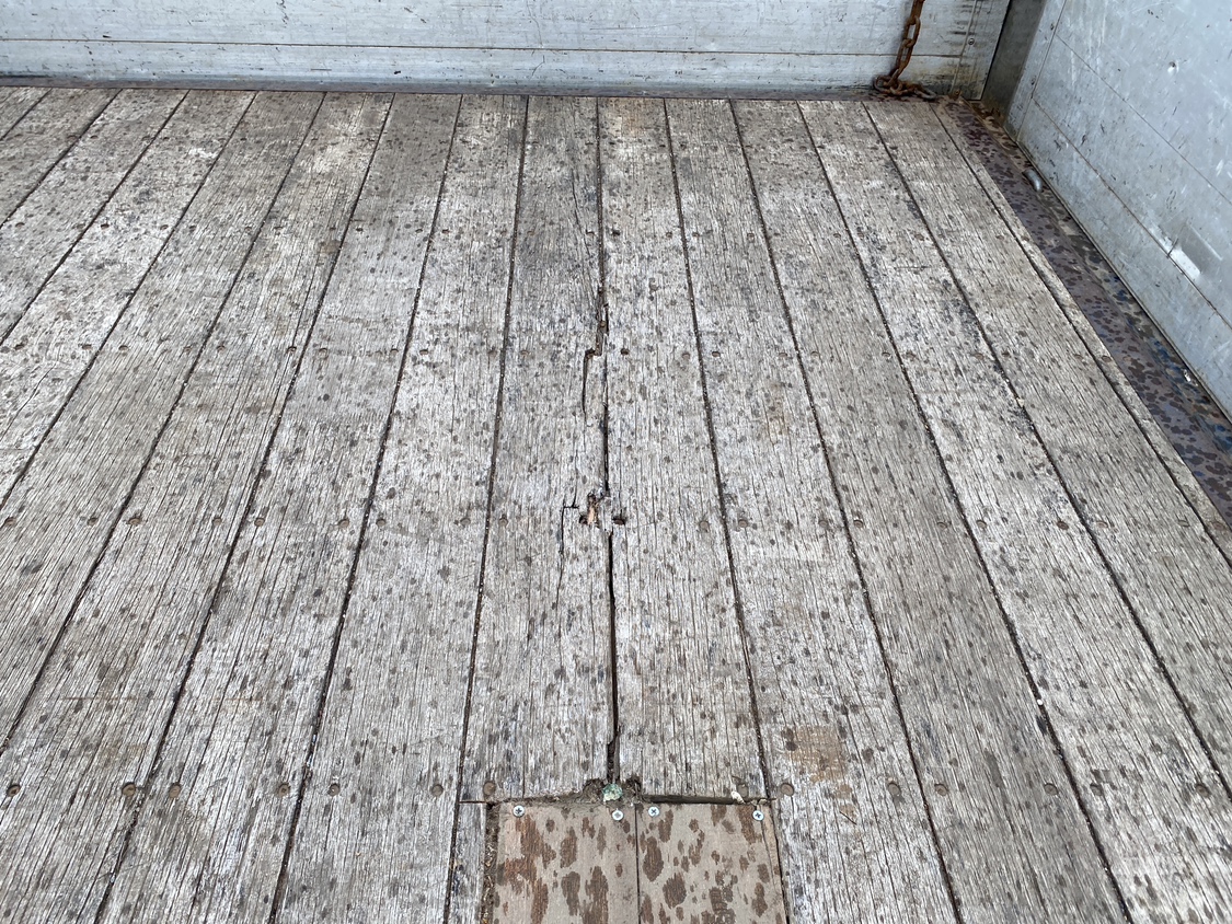 H28年式、プロフィア、アルミブロック、車検付|中古トラックの販売・買取・査定のアイナビ