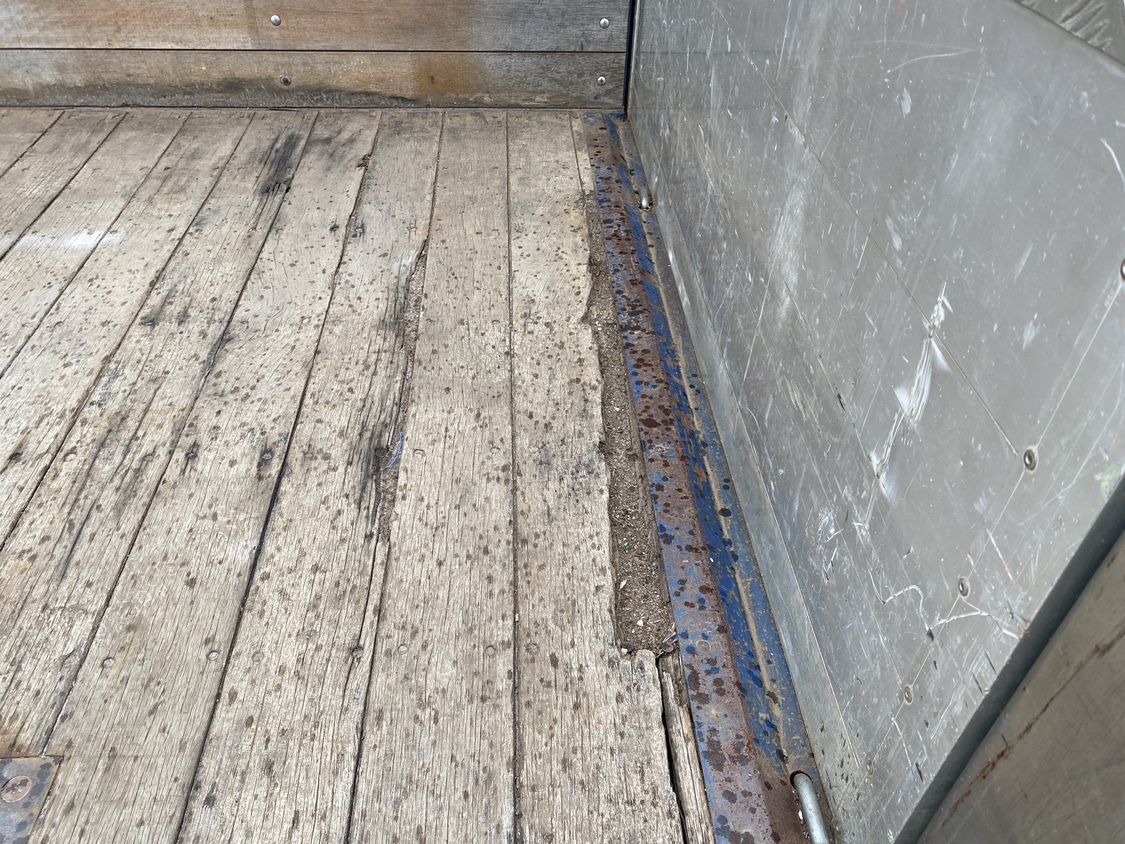 H28年式、プロフィア、アルミブロック、車検付|中古トラックの販売・買取・査定のアイナビ