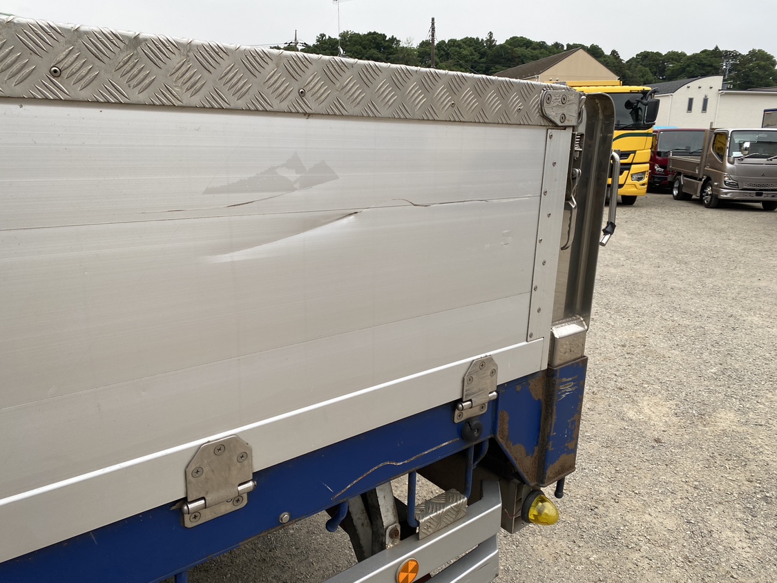 H28年式、プロフィア、アルミブロック、車検付|中古トラックの販売・買取・査定のアイナビ