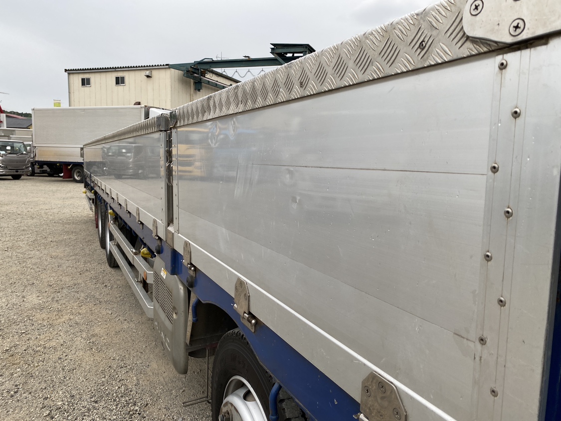 H28年式、プロフィア、アルミブロック、車検付|中古トラックの販売・買取・査定のアイナビ