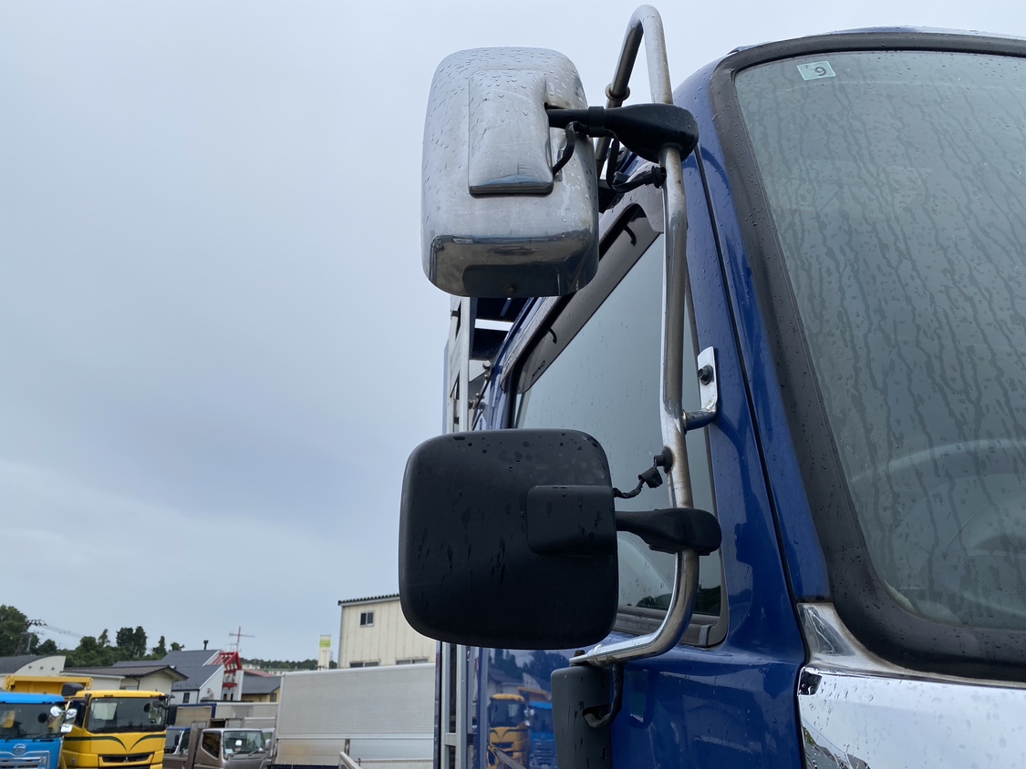 H28年式、プロフィア、アルミブロック、車検付|中古トラックの販売・買取・査定のアイナビ