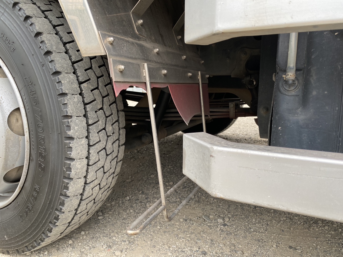 H28年式、プロフィア、アルミブロック、車検付|中古トラックの販売・買取・査定のアイナビ