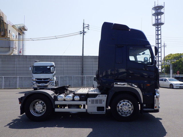 日野2DG-SH1EDGGSヘッド第5輪荷重:11.5t|中古トラックの販売・買取・査定のアイナビ