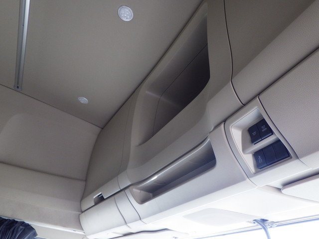 日野2DG-SH1EDGGSヘッド第5輪荷重:11.5t|中古トラックの販売・買取・査定のアイナビ