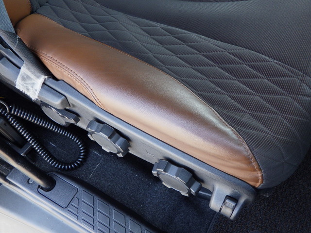 日野2DG-SH1EDGGSヘッド第5輪荷重:11.5t|中古トラックの販売・買取・査定のアイナビ