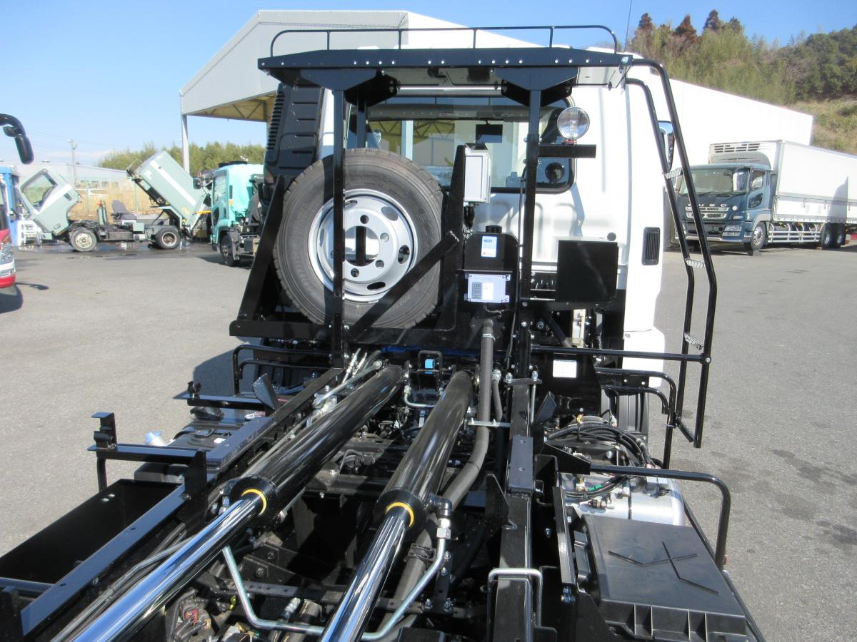 極東製 フックロール 脱着装置付コンテナ専用車 !!|中古トラックの販売・買取・査定のアイナビ