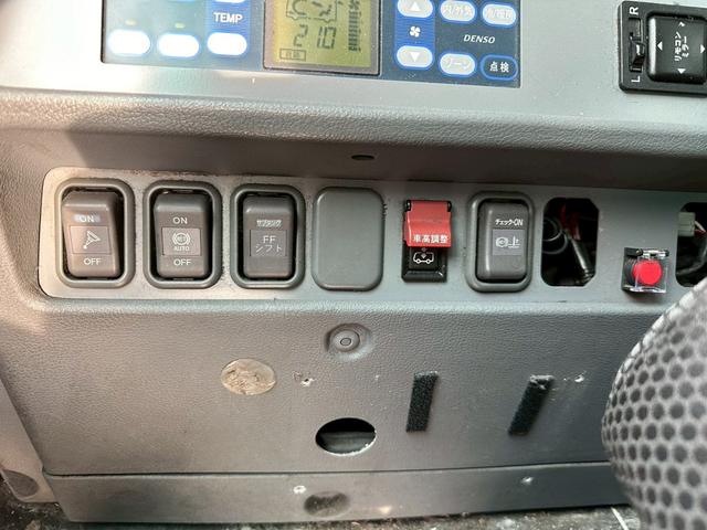 日野セレガバス|中古トラックの販売・買取・査定のアイナビ