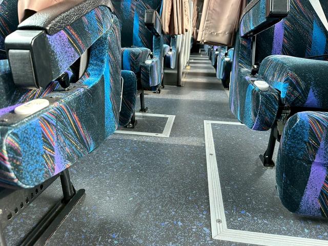 日野セレガバス|中古トラックの販売・買取・査定のアイナビ