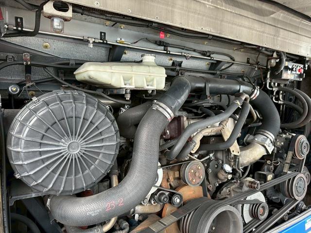 日野セレガバス|中古トラックの販売・買取・査定のアイナビ