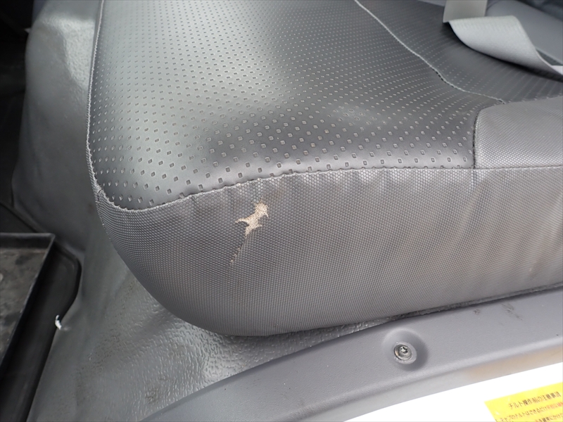 【351251】いすゞ エルフ 木製平ボディ垂直P/G付|中古トラックの販売・買取・査定のアイナビ