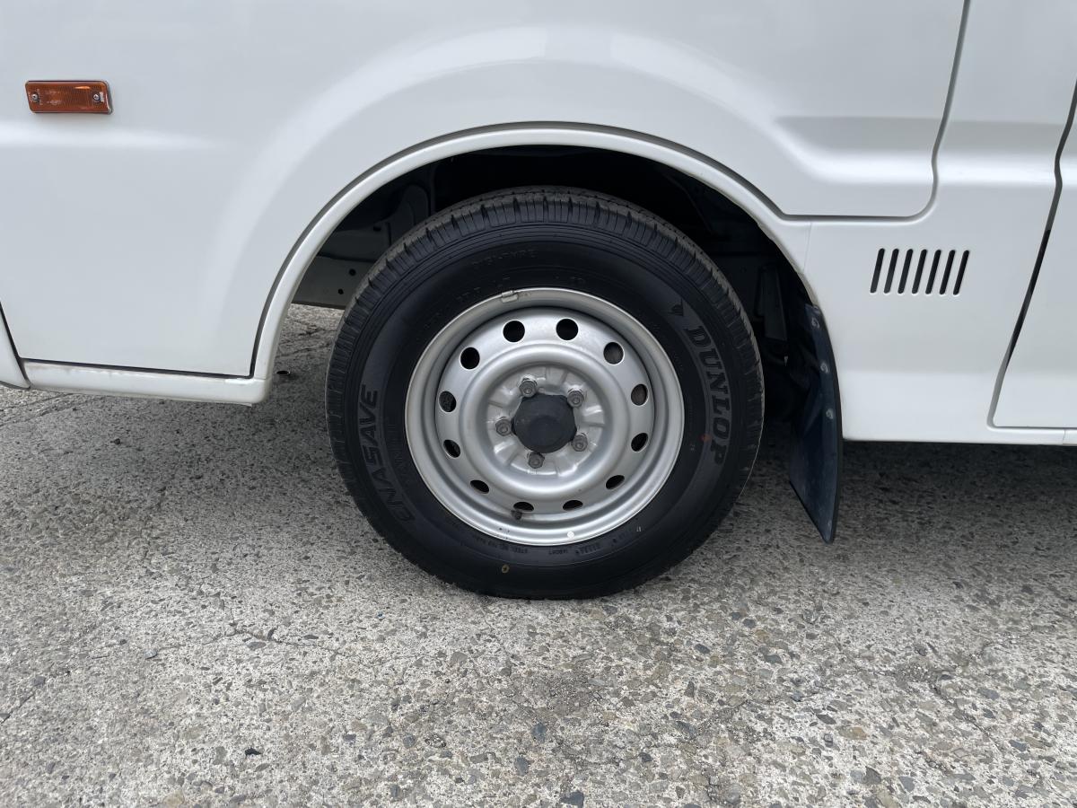 H27ボンゴバン 1t 2人乗り|中古トラックの販売・買取・査定のアイナビ