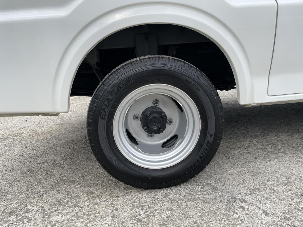 H27ボンゴバン 1t 2人乗り|中古トラックの販売・買取・査定のアイナビ