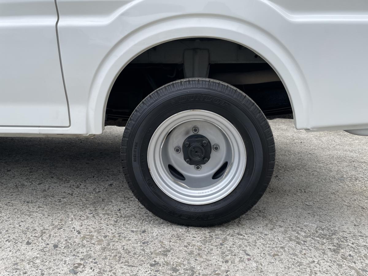 H27ボンゴバン 1t 2人乗り|中古トラックの販売・買取・査定のアイナビ