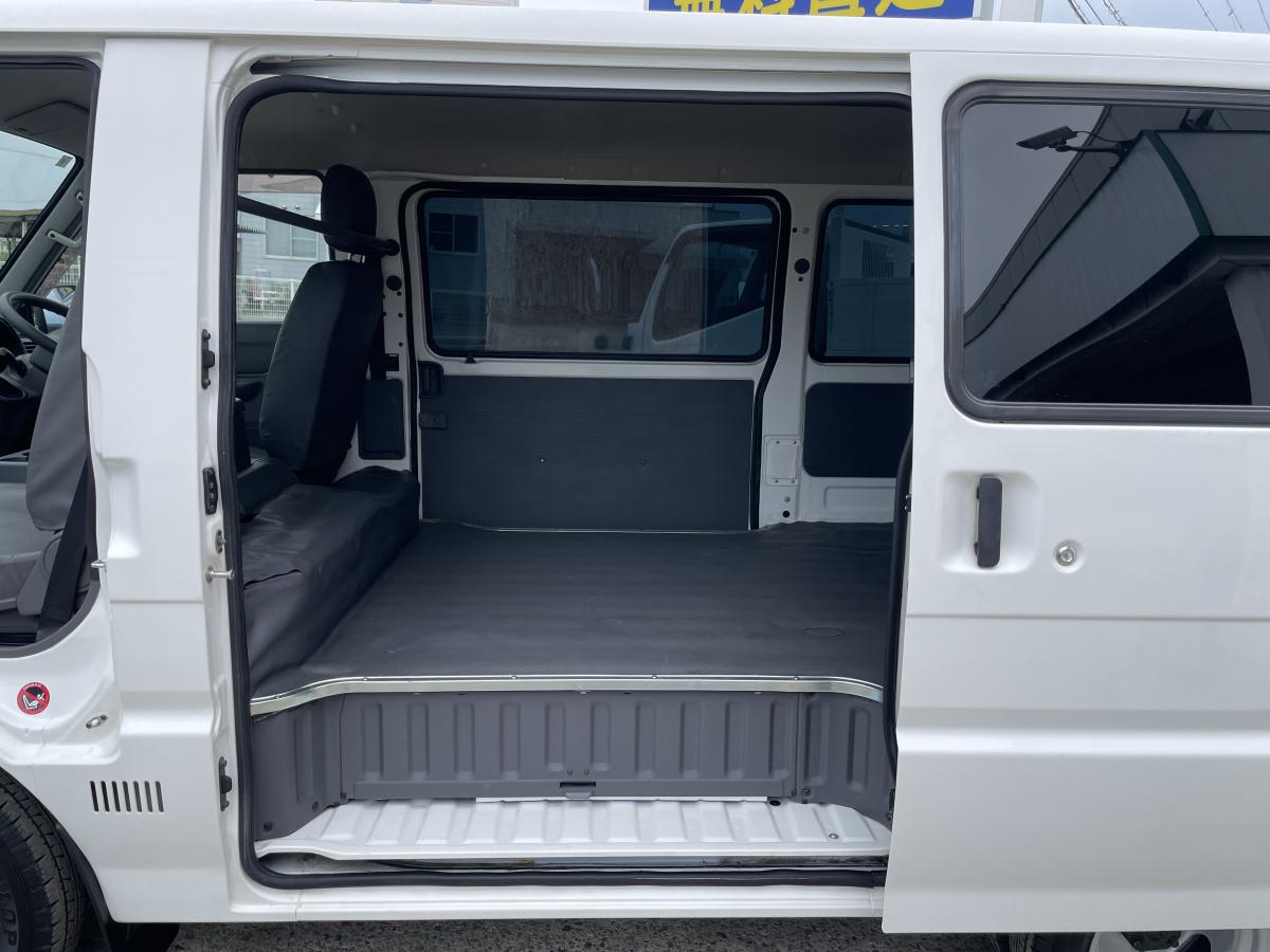 H27ボンゴバン 1t 2人乗り|中古トラックの販売・買取・査定のアイナビ