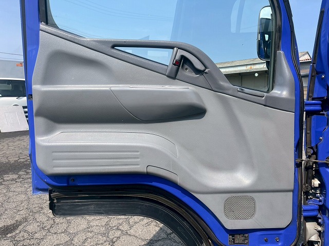 アーム式パワーゲート★4ナンバー★10尺ボディ★5トン限定★MT|中古トラックの販売・買取・査定のアイナビ