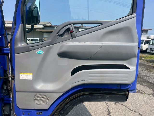 アーム式パワーゲート★4ナンバー★10尺ボディ★5トン限定★MT|中古トラックの販売・買取・査定のアイナビ