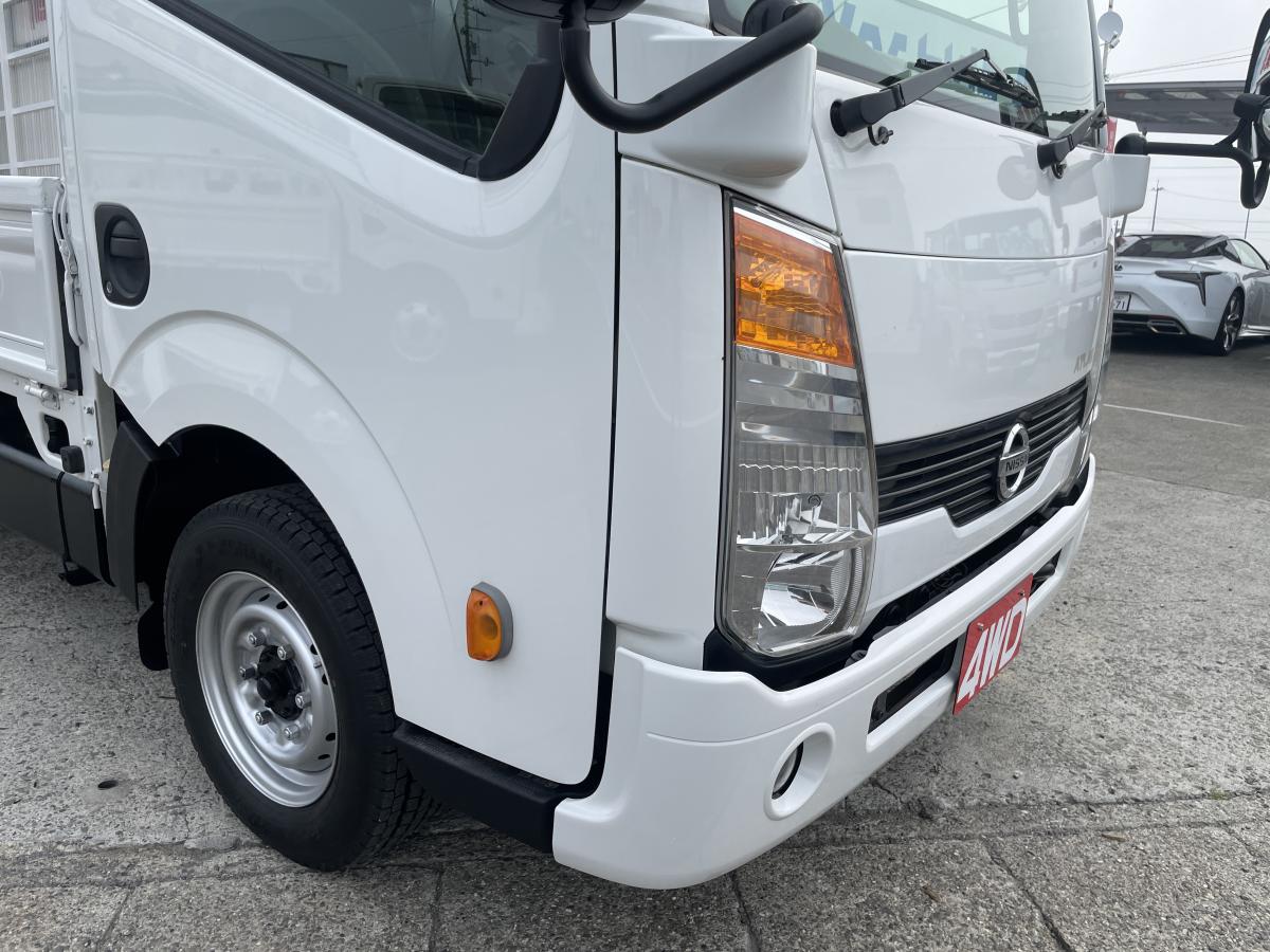 H29アトラス 1.4t 平ボディ 4WD|中古トラックの販売・買取・査定のアイナビ