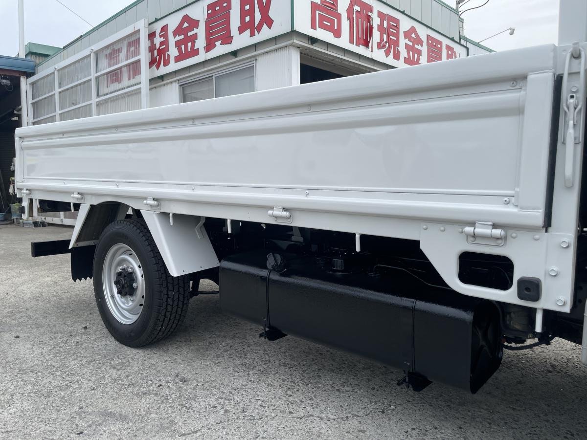 H29アトラス 1.4t 平ボディ 4WD|中古トラックの販売・買取・査定のアイナビ