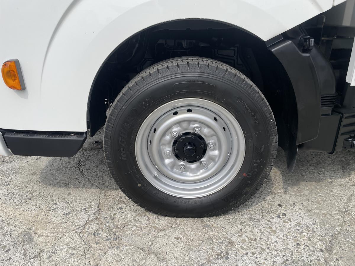 H29アトラス 1.4t 平ボディ 4WD|中古トラックの販売・買取・査定のアイナビ