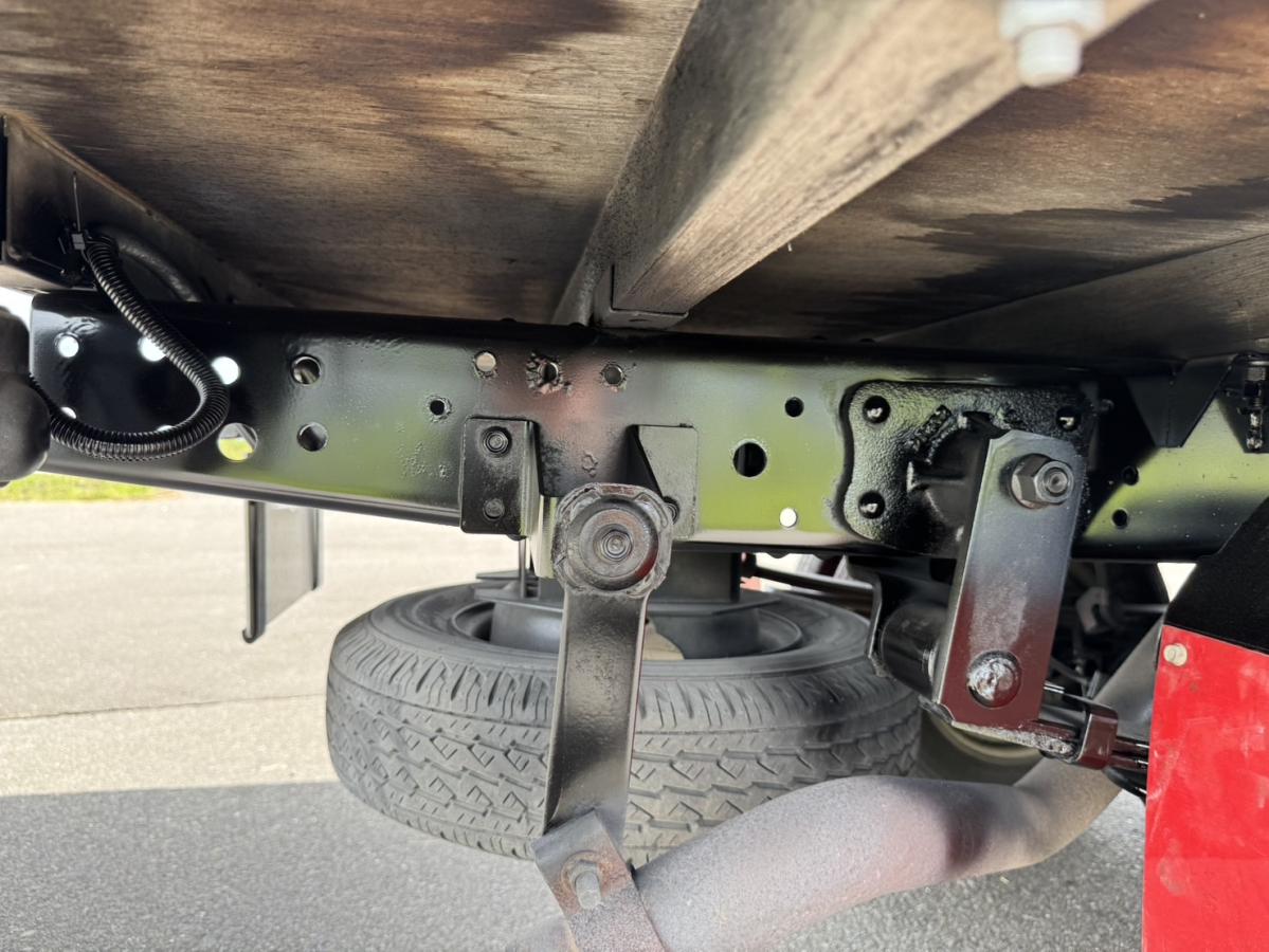 平成26年タイタン平ボディー4ナンバー準中型免許可|中古トラックの販売・買取・査定のアイナビ