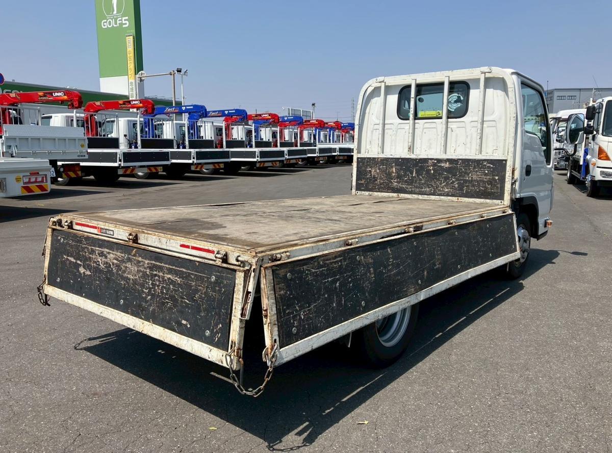 ☆年式/R2 標準/10尺 2t AT ナビ付き|中古トラックの販売・買取・査定のアイナビ