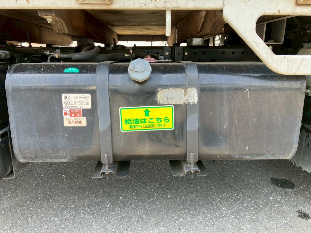 ☆年式/R2 標準/10尺 2t AT ナビ付き|中古トラックの販売・買取・査定のアイナビ