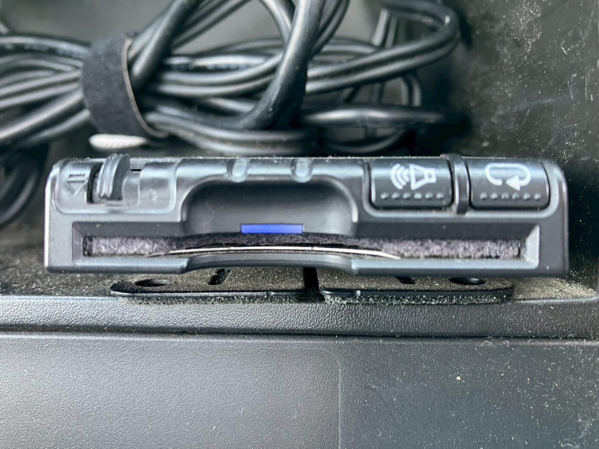 ☆年式/R2 標準/10尺 2t AT ナビ付き|中古トラックの販売・買取・査定のアイナビ