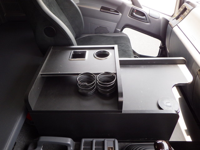 イスズTKG-FRR90S2平ボディ4t標準幅内寸長5.3m|中古トラックの販売・買取・査定のアイナビ