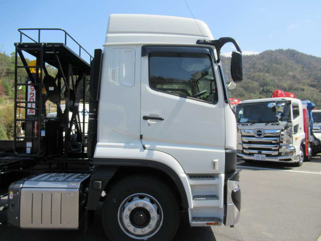 22t極東フックロールハイルーフ394PSシフトパイロット|中古トラックの販売・買取・査定のアイナビ