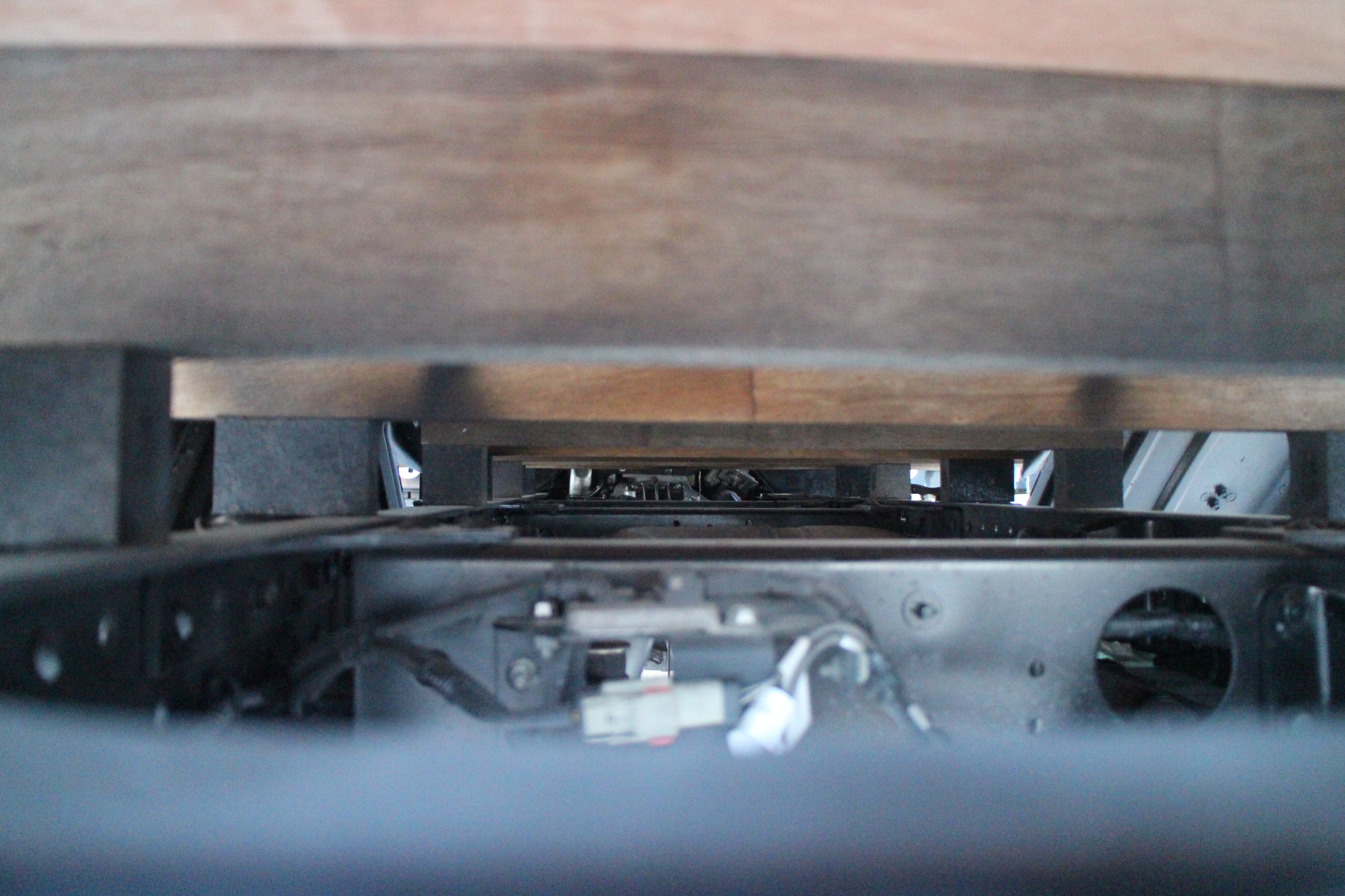 キャンター　２トン　平ボディー　250616　|中古トラックの販売・買取・査定のアイナビ